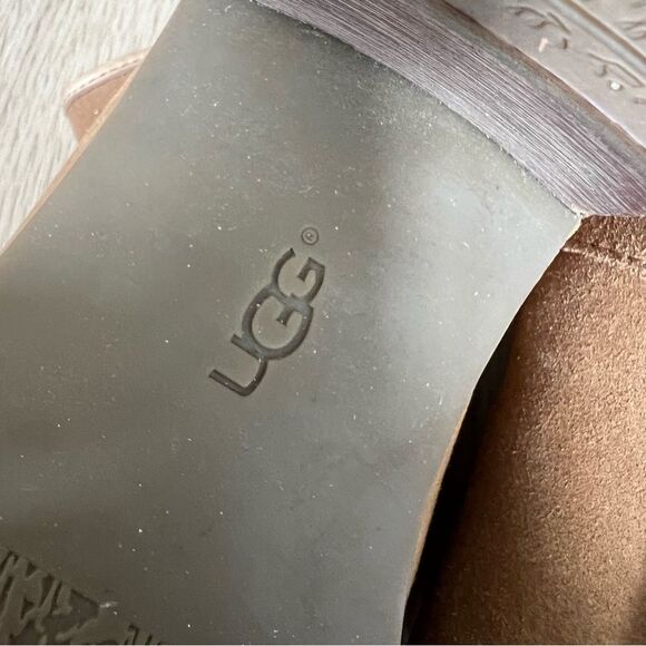 UGG Australia Darling Suede Ankle Boots Chestnut Size 11 - Picture 10 of 10